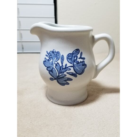 Pfaltzgraff Yorktowne Teacup Saucer Creamer Dip Bowl USA Dinnerware Vintage - Picture 6 of 10